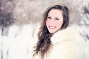 woman-snow-winter-portrait-40503-large